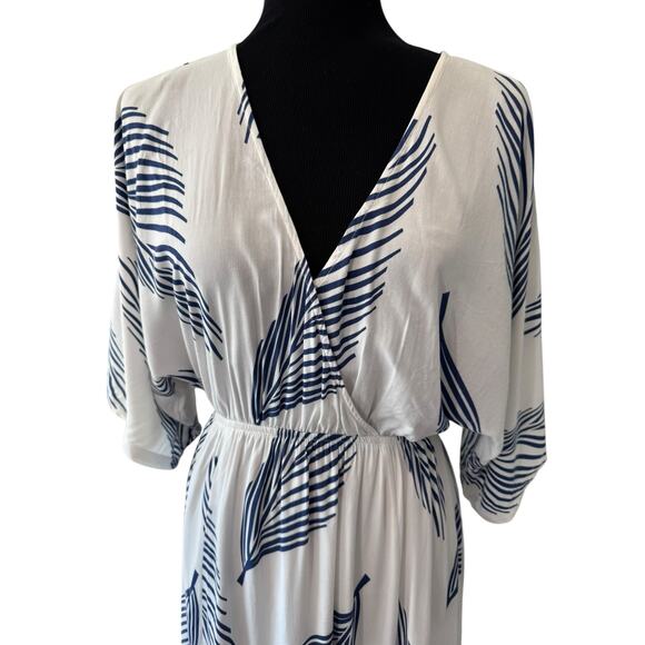 Baltic Born Cornith Maxi Dress Size MEDIUM Blue White Tropical Beach Wrap - Picture 3 of 11